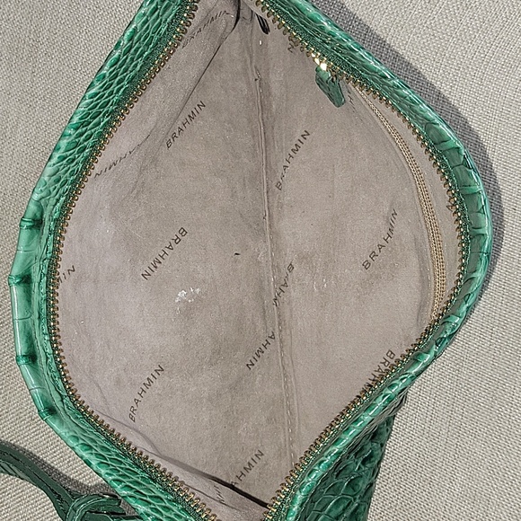 Brahmin Green Croc Embossed Leather Wristlet Clutch Purse - Picture 8 of 11